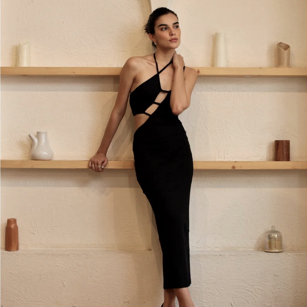 Strappy Cutout Black Midi Dress